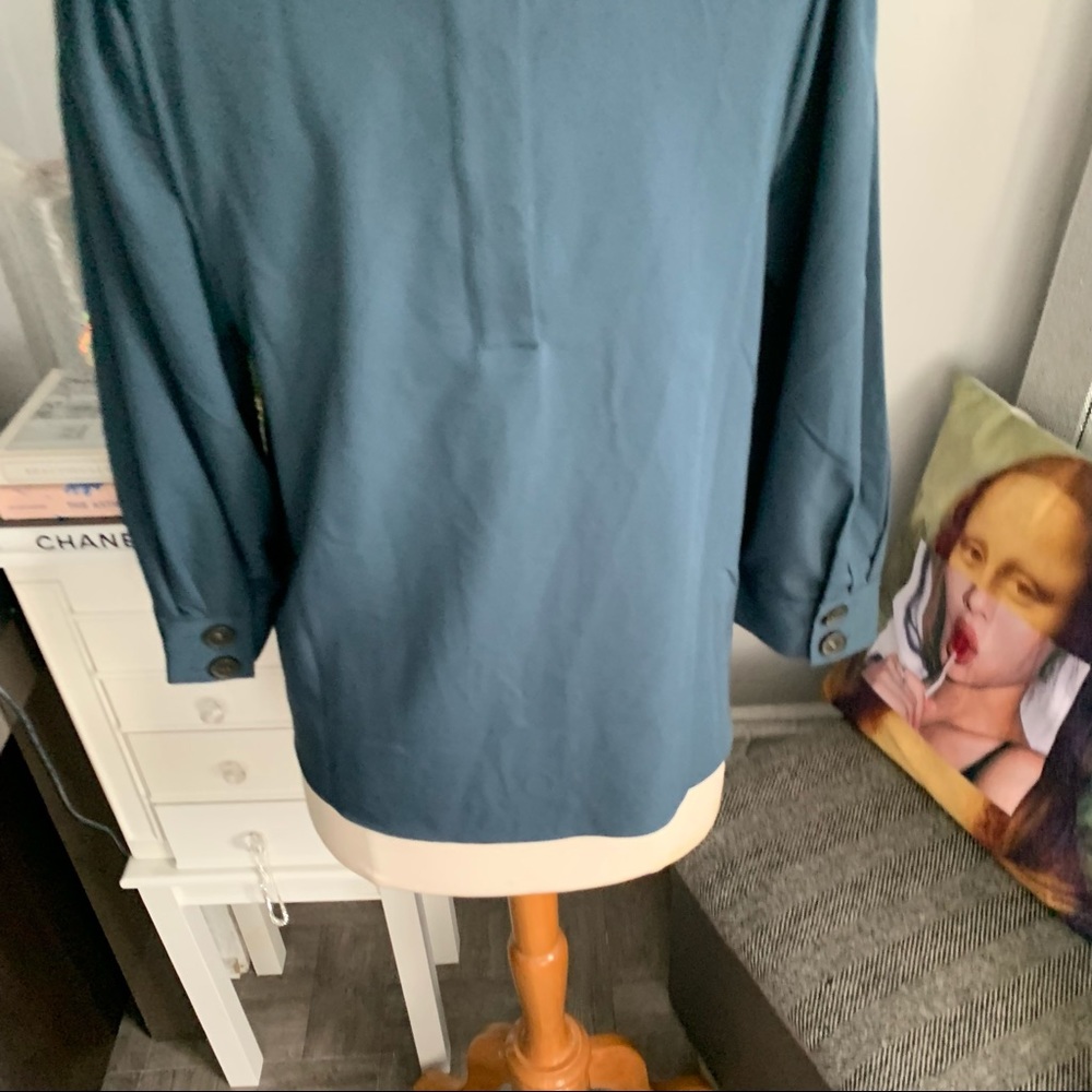 Lark & Ro | blouse size 10 - Picture 5 of 8